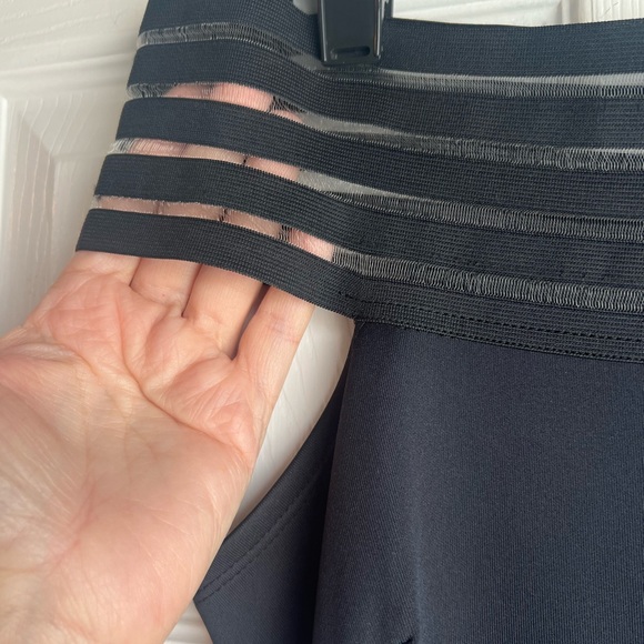 Venus long black mermaid dress sz 6 - Picture 2 of 8